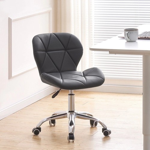 Cushioned computer desk - computer,