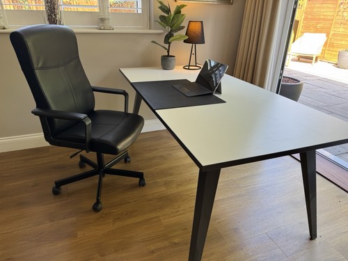 Black leather executive - black,
